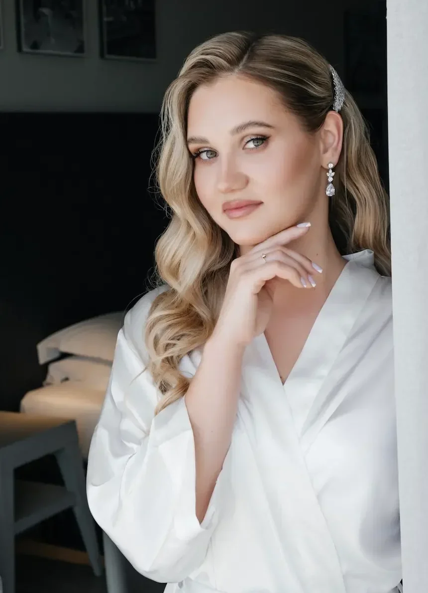bride-hairstyle-makeup-servecies