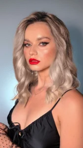 makeup-red-lips